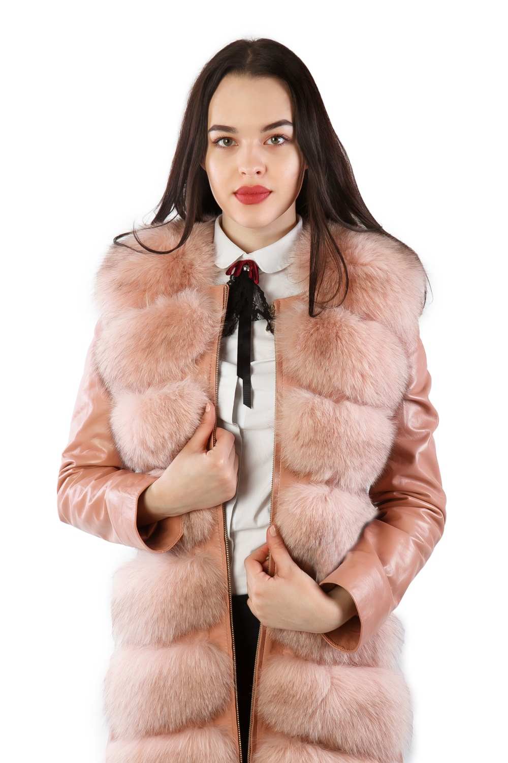 Кожаная женская куртка с отделкой из меха лисы 47093